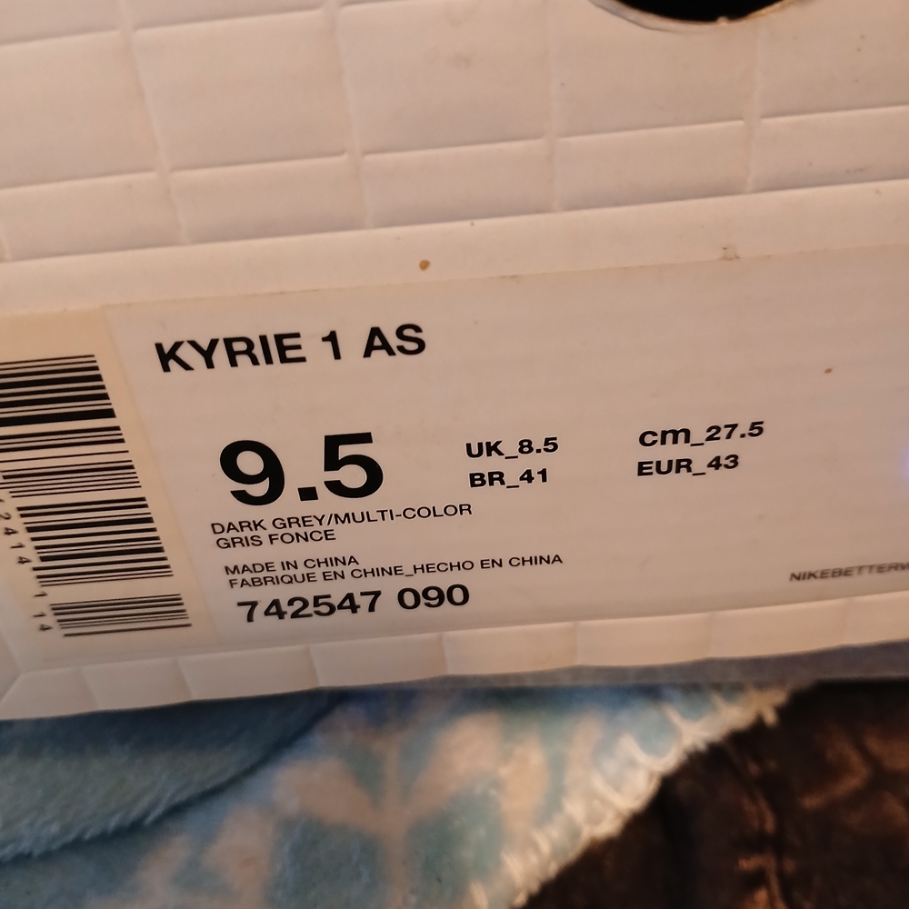 Gray and Black Sneakers.Kyrie 1 AS - Picture 8 of 8